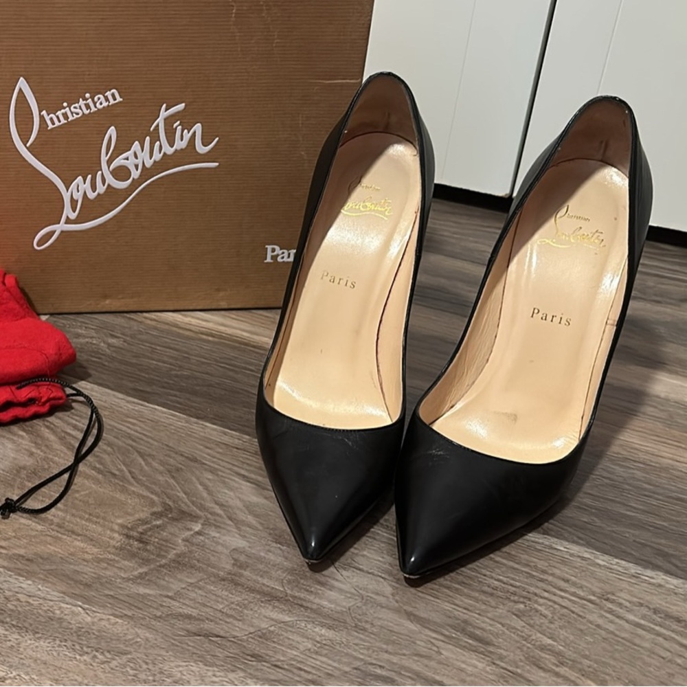 Christian Louboutin So Kate Kid Leather 120 Size 40